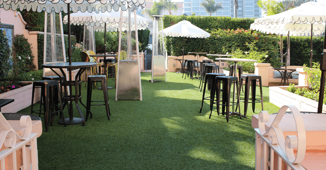 La Valencia with US Turf